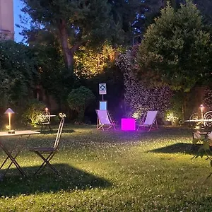 Nocleg ze śniadaniem Riari Garden
